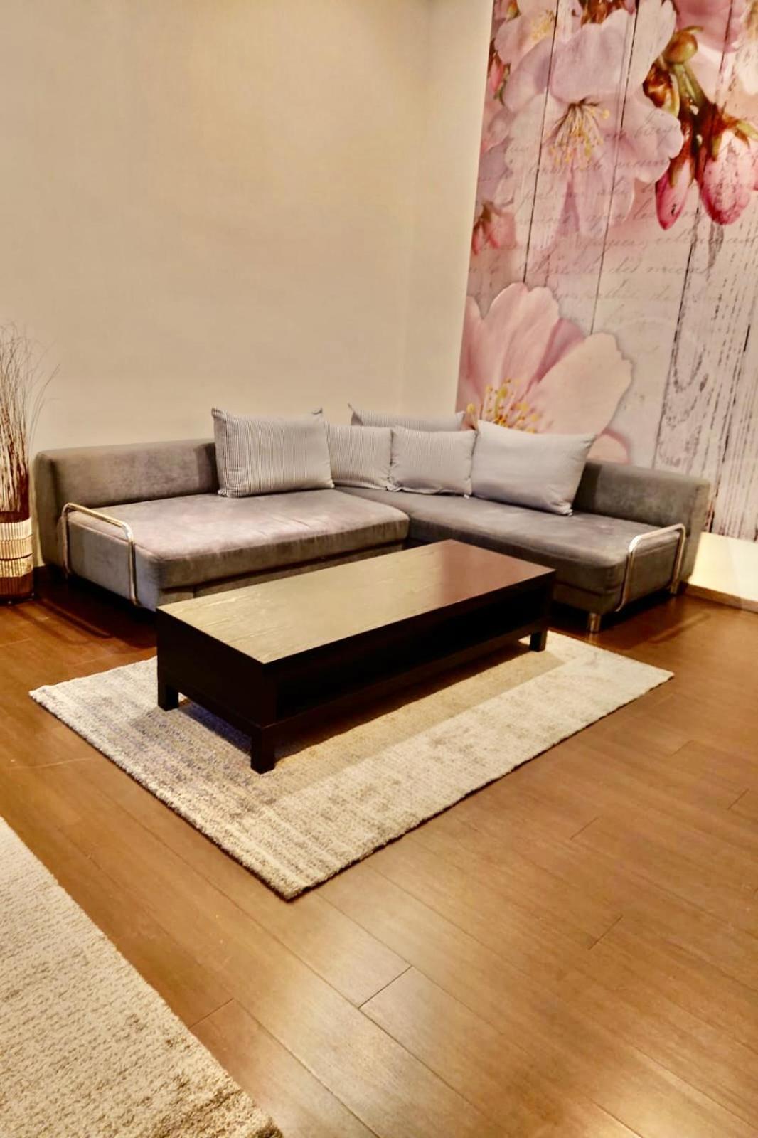 Апартаменти Broadway Downtown Deluxe